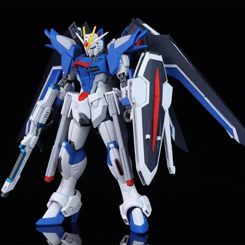 Bandai Model Gundam Hg - HG STTS-909 ライジング・フリーダムガンダム モデルキット、シードフリーダム ホワイトブルー メカフィギュア