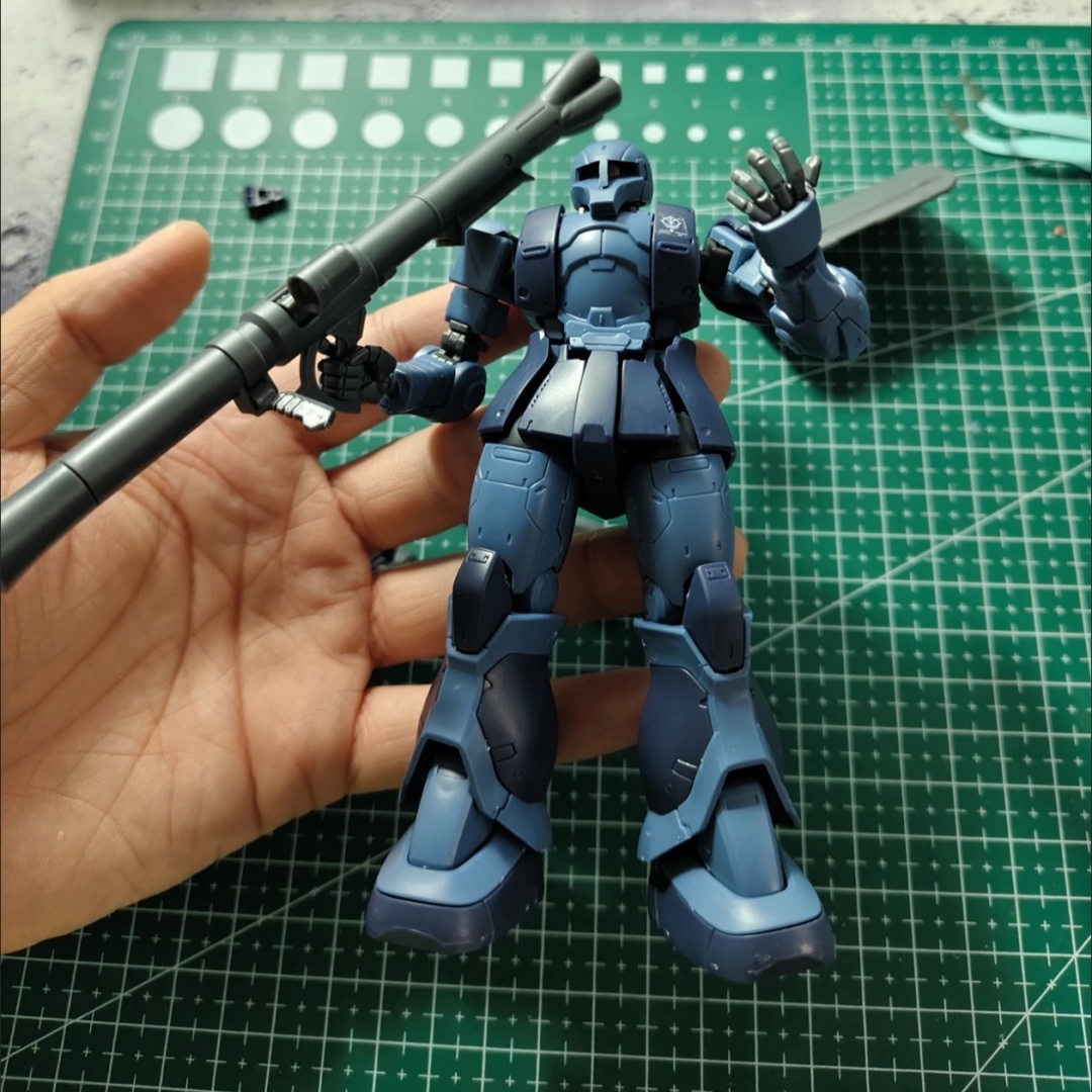 GTO MS-05 HG 1/144 ザクブラックトライスタ - Bandai Model Gundam Hg のレビューと価格